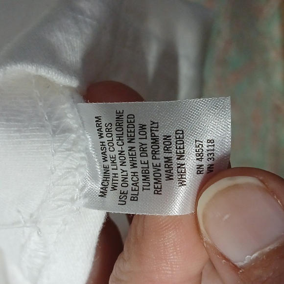 Set of 2 Cheetah White Cotton Tank Tops, Size M - Picture 9 of 9